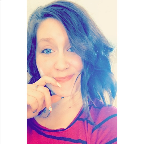 Meet your Posher, Sharii - Picture 1 of 1